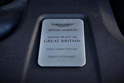 Aston Martin Vantage Roadster 4.0L 510 HP